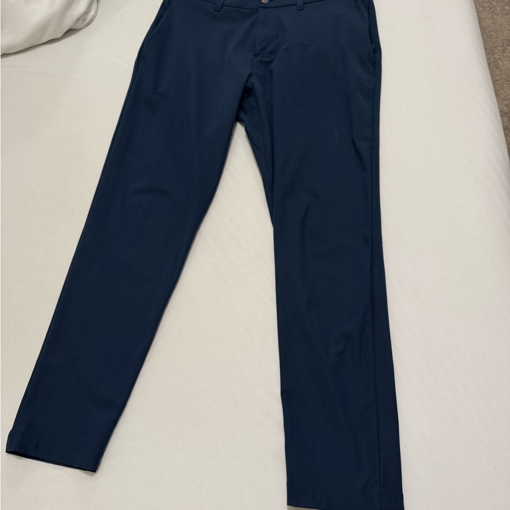 Lululemon Athletica Men's commission pants. 34x32 Navy